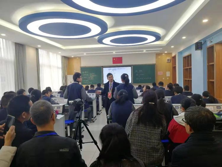 5dc0f1a85bb3b.jpg 5dc0f1a85bb3b.jpg