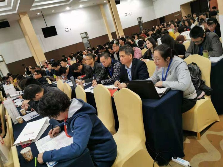 5dc0f339158c8.jpg 5dc0f339158c8.jpg