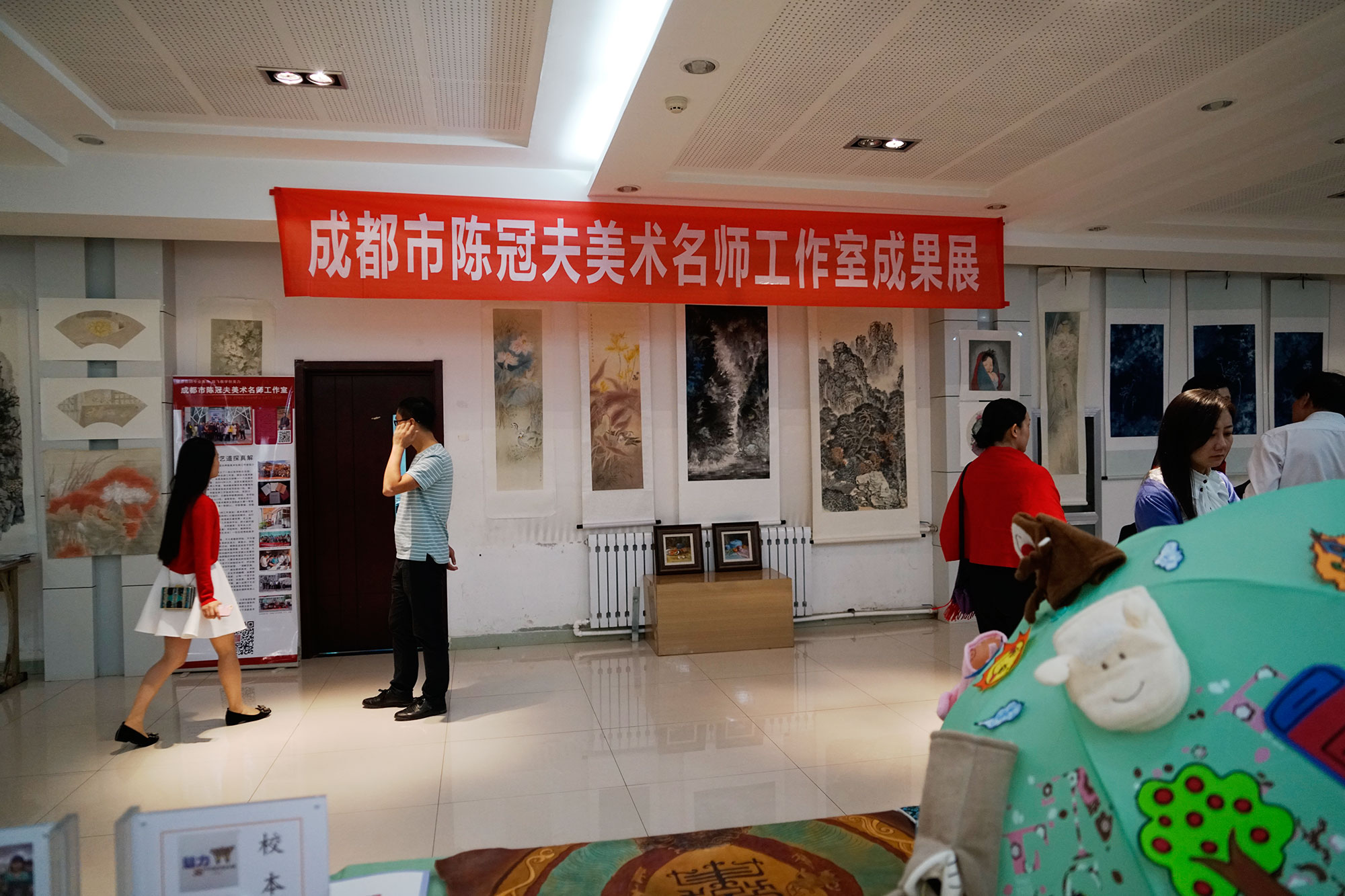 专家陈冠夫和他的工作室团队