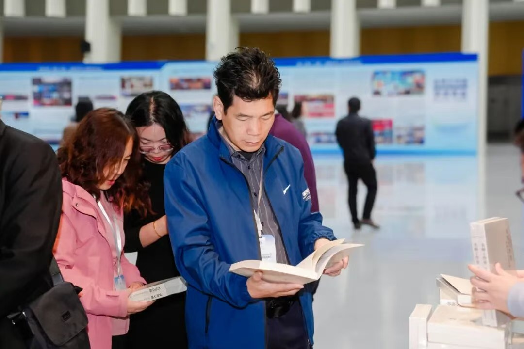 692d779cbffb1.jpg 692d779cbffb1.jpg