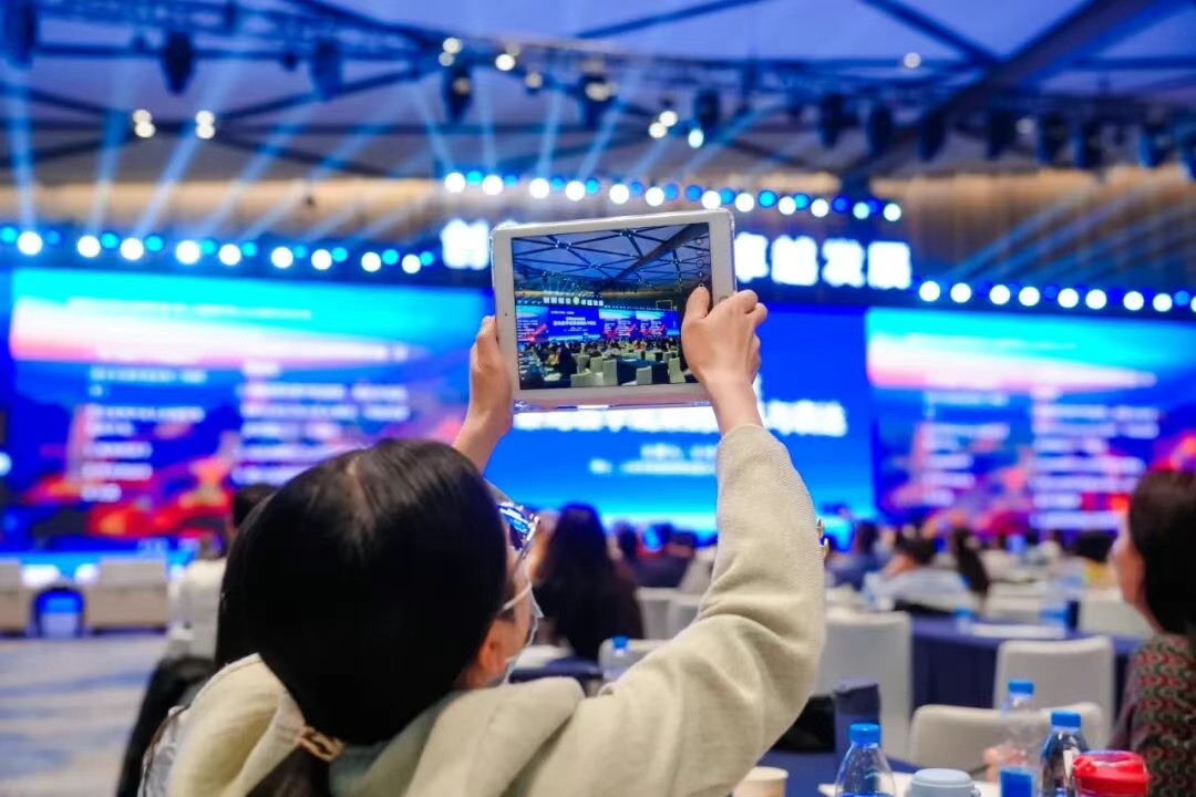 692d77f08e63c.jpg 692d77f08e63c.jpg