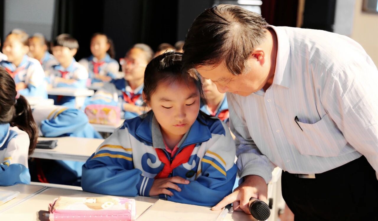 692e91632b352.jpg 692e91632b352.jpg